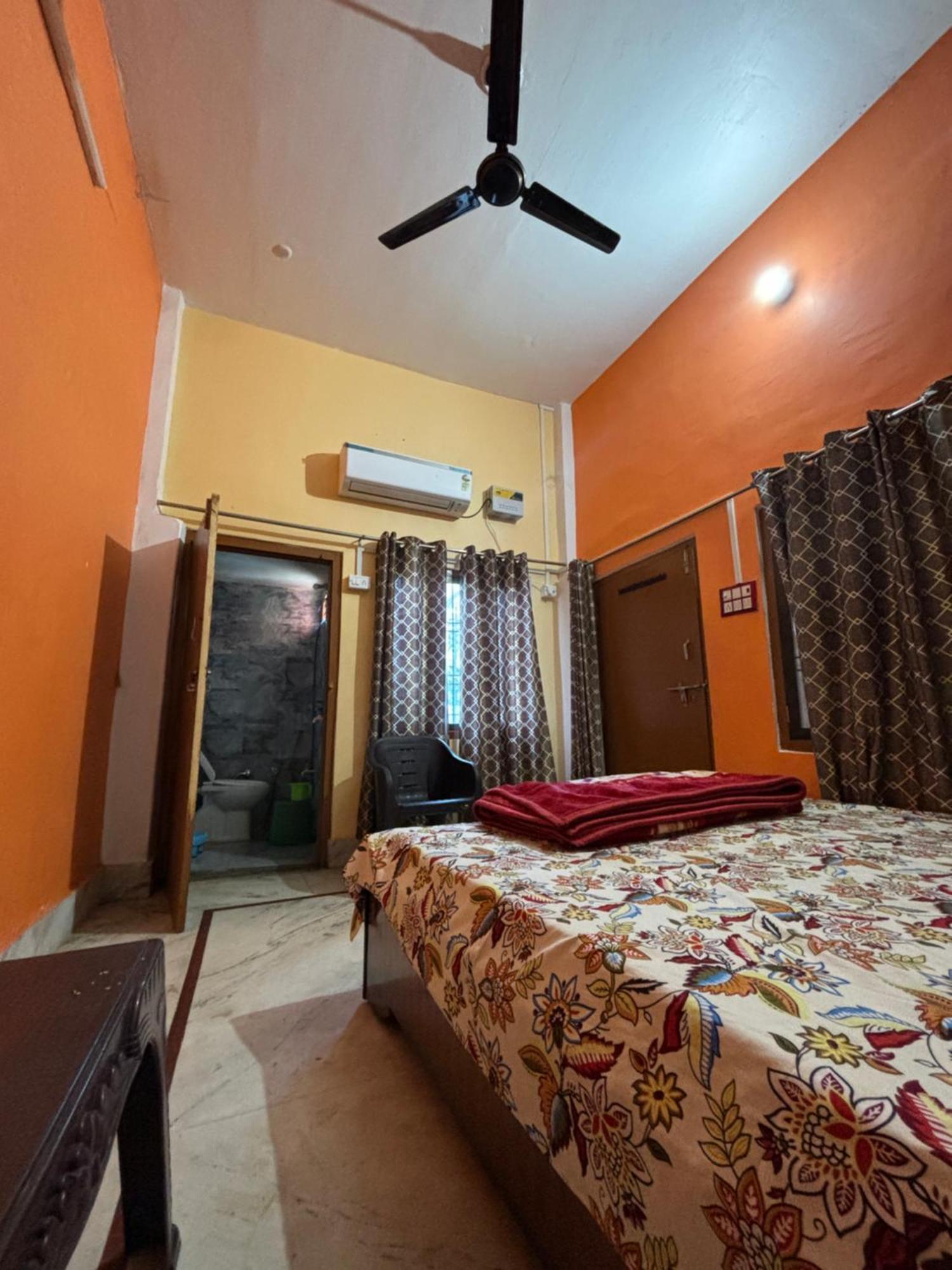 Shakuntala Guest House Ayodhya ภายนอก รูปภาพ